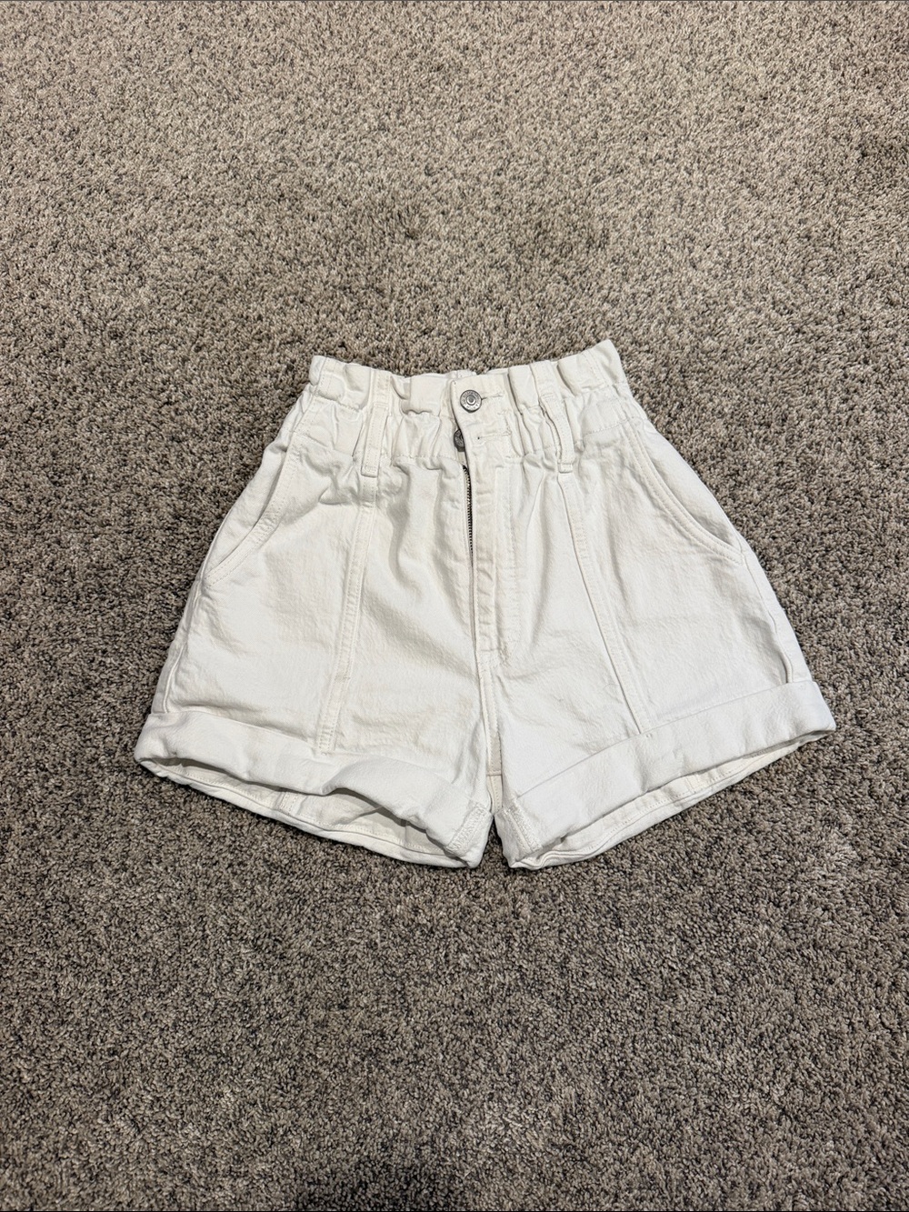 Abercrombie & Fitch High-Waist Paperbag Shorts in White
